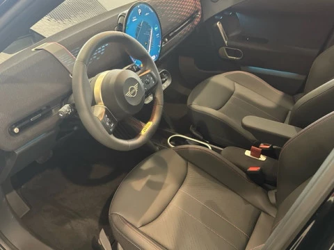 MINI Aceman SE 160 kW (218 CV)