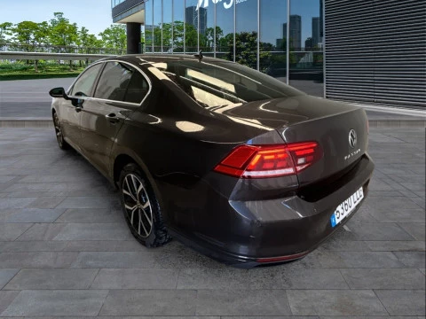 Volkswagen Passat Executive 2.0 TDI 110kW (150CV) DSG