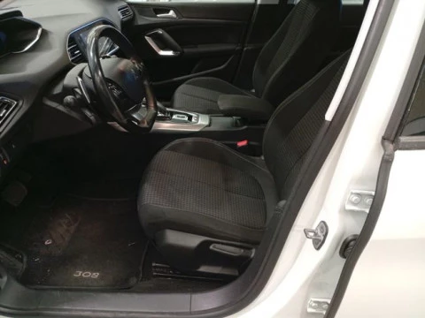 Peugeot 308 5p Active Pack BlueHDi 130 S&S EAT8