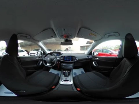 Peugeot 308 5p Active Pack BlueHDi 130 S&S EAT8