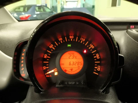 Toyota Aygo 1.0 70 x-cite 51 kW (69 CV)
