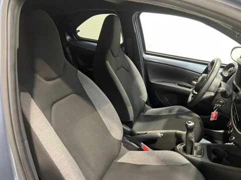 Toyota Aygo X Cross 1.0 VVT-I 72CV Play