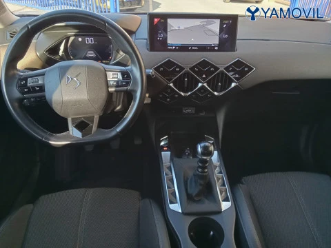 DS 3 Crossback PureTech 100 So Chic 73 kW (100 CV)