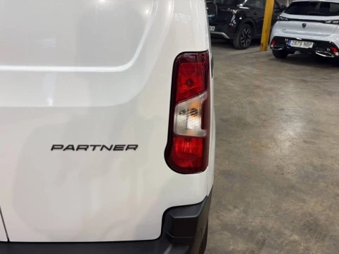 Peugeot Partner Standard 600kg BlueHDi 73kW