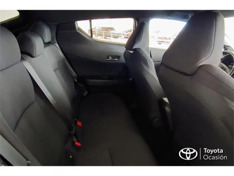 Toyota C-HR 5P Advance 125H Automático (e-CVT)