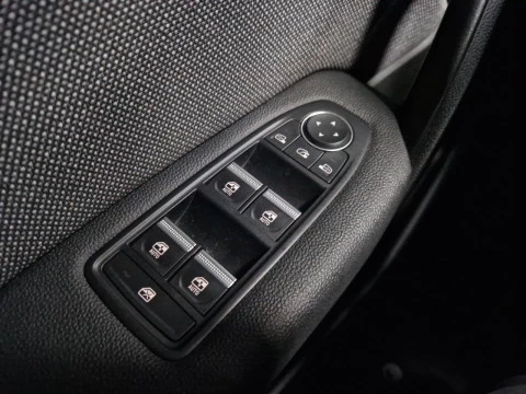 Renault Captur techno Eco-G 100cv (74 kW)