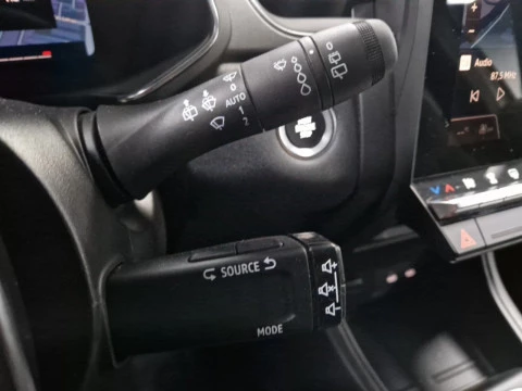 Renault Captur techno Eco-G 100cv (74 kW)