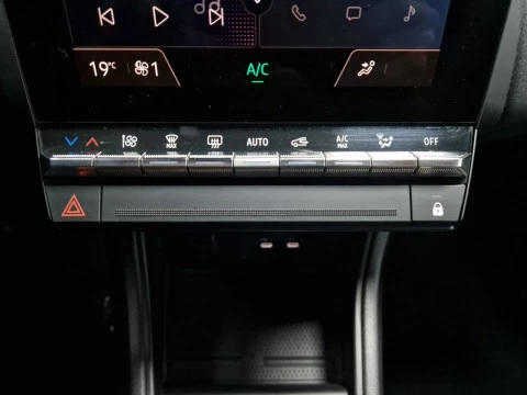 Renault Captur techno Eco-G 100cv (74 kW)