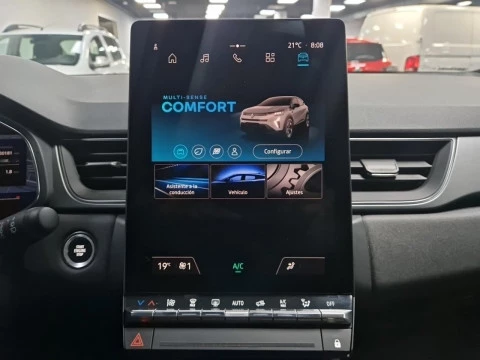 Renault Captur techno Eco-G 100cv (74 kW)