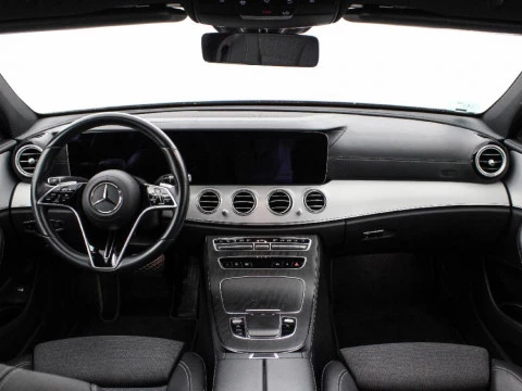 Mercedes-Benz Clase E 2.0 E 220 D AUTO 194 4P