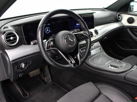 Mercedes-Benz Clase E 2.0 E 220 D AUTO 194 4P