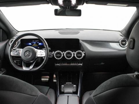 Mercedes-Benz GLA 200D