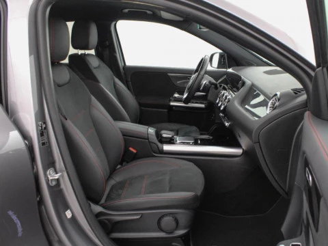 Mercedes-Benz GLA 200D