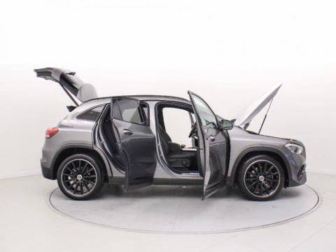 Mercedes-Benz GLA 200D