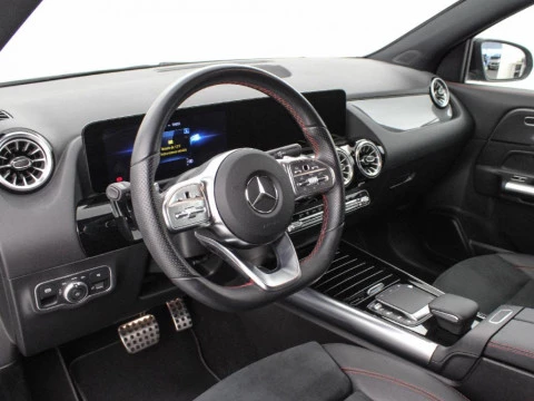 Mercedes-Benz GLA 200D