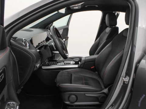 Mercedes-Benz GLA 200D