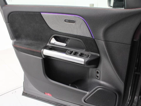 Mercedes-Benz GLA 200D