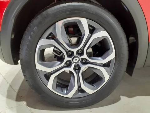 Renault Captur  Hibrido  E-TECH Hibrido Techno Fast Track 105kW