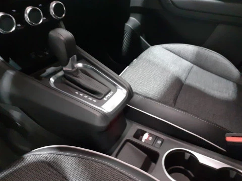 Renault Captur  Hibrido  E-TECH Hibrido Techno Fast Track 105kW