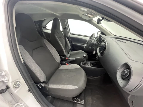 Toyota Aygo X Cross 1.0 VVT-I 72CV Play