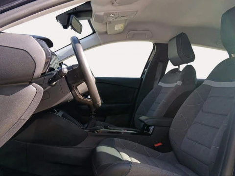 Citroën C4 PureTech 130 S&S Plus 96 kW (131 CV)