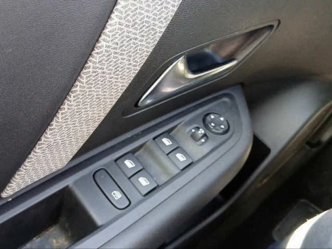 Citroën C4 PureTech 130 S&S Plus 96 kW (131 CV)