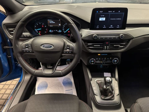 Ford Focus 1.0 Ecoboost MHEV 92kW ST-Line