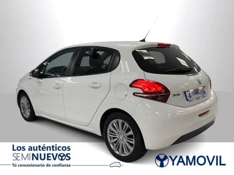 Peugeot 208 1.2 PureTech Style 60 kW (82 CV)