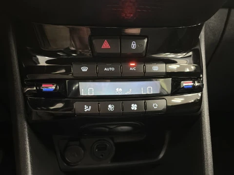 Peugeot 208 1.2 PureTech Style 60 kW (82 CV)