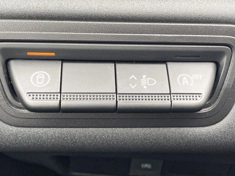 Renault Captur techno Eco-G 100cv (74 kW)