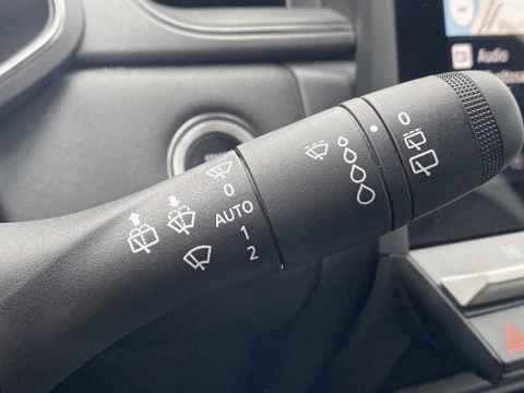 Renault Captur techno Eco-G 100cv (74 kW)