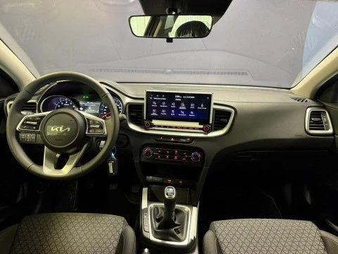 Kia Ceed 1.0 T-GDi 74kW (100CV) Concept