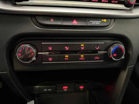 Kia Ceed 1.0 T-GDi 74kW (100CV) Concept