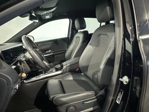 Mercedes-Benz GLA 180 7G-DCT