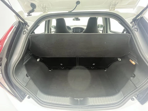 Toyota Aygo X Cross 1.0 VVT-I 72CV Play