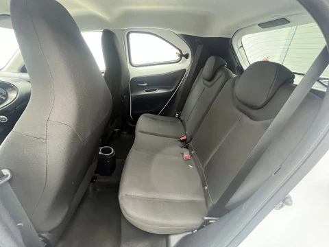 Toyota Aygo X Cross 1.0 VVT-I 72CV Play