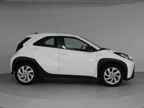 Toyota Aygo X Cross 1.0 VVT-I 72CV Play