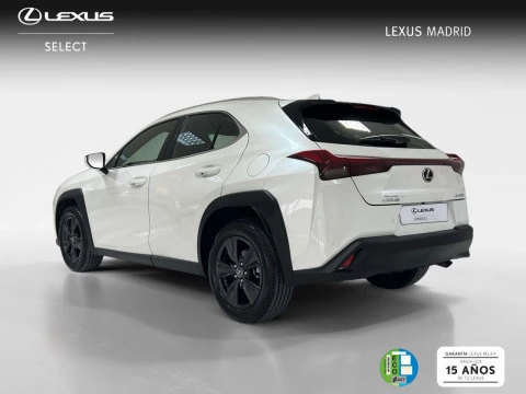 Lexus UX 2.0 300h UX Plus