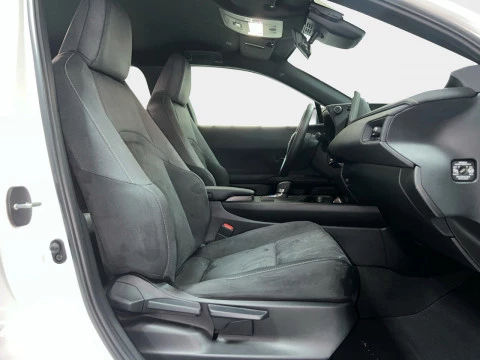 Lexus UX 2.0 300h UX Plus