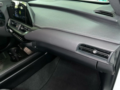 Lexus UX 2.0 300h UX Plus