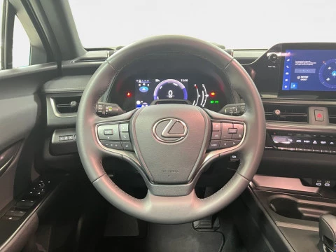 Lexus UX 2.0 300h UX Plus