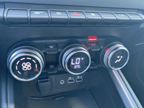 Renault Clio techno Eco-G 100cv (74kW)