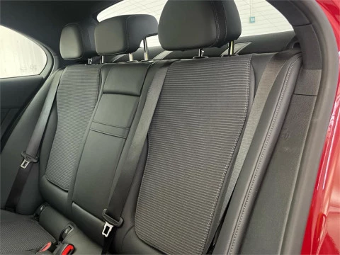 Mercedes-Benz Clase C 200 d Berlina