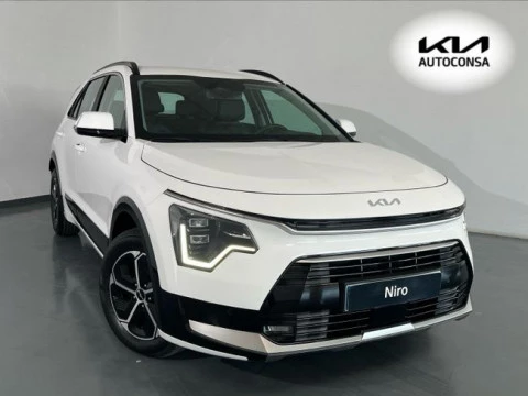 Kia Niro 1.6 GDi HEV 95kW (129CV) Drive