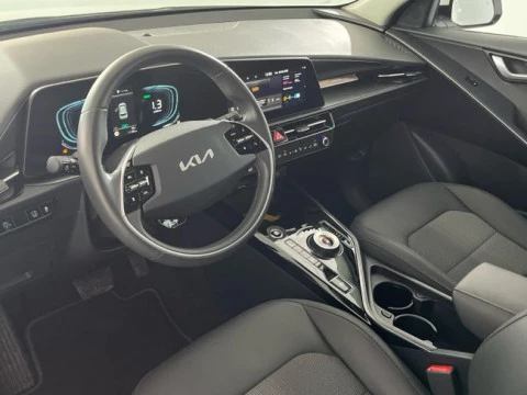 Kia Niro 1.6 GDi HEV 95kW (129CV) Drive