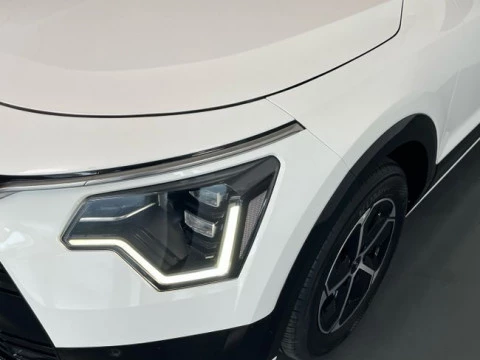 Kia Niro 1.6 GDi HEV 95kW (129CV) Drive