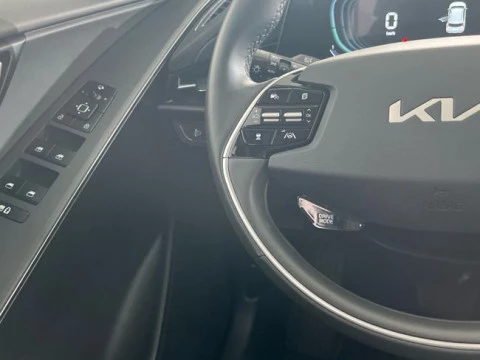 Kia Niro 1.6 GDi HEV 95kW (129CV) Drive