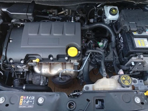 Opel Corsa 1.4 Business 66kW (90CV)