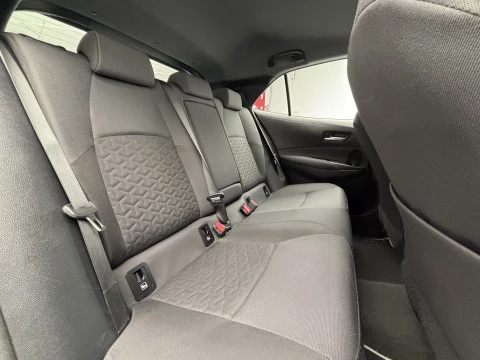 Toyota Corolla 1.8 125H ACTIVE TECH E-CVT