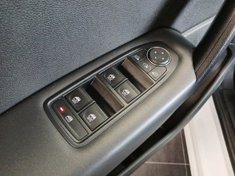Renault Captur zen fast track E-Tech híbrido 105 kW